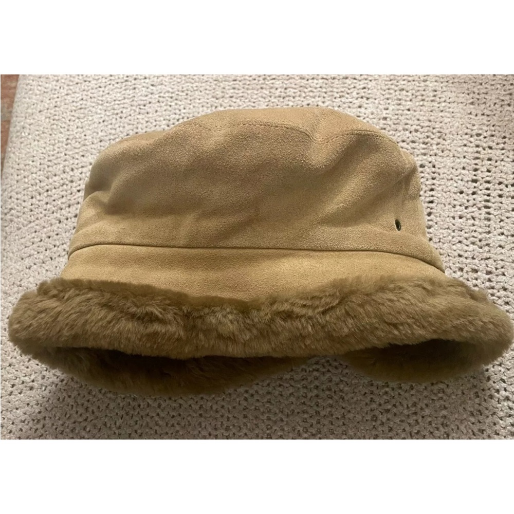 Tan Faux Fur Bucket Hat